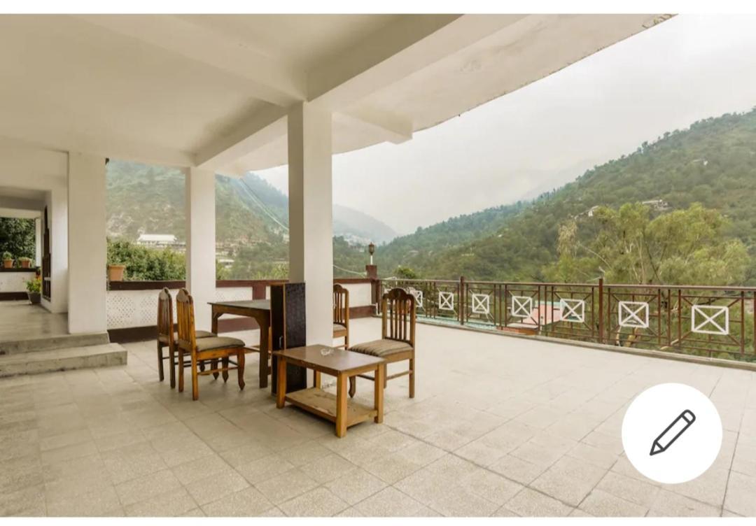 Tirthan Crest Homestay Banjar ภายนอก รูปภาพ