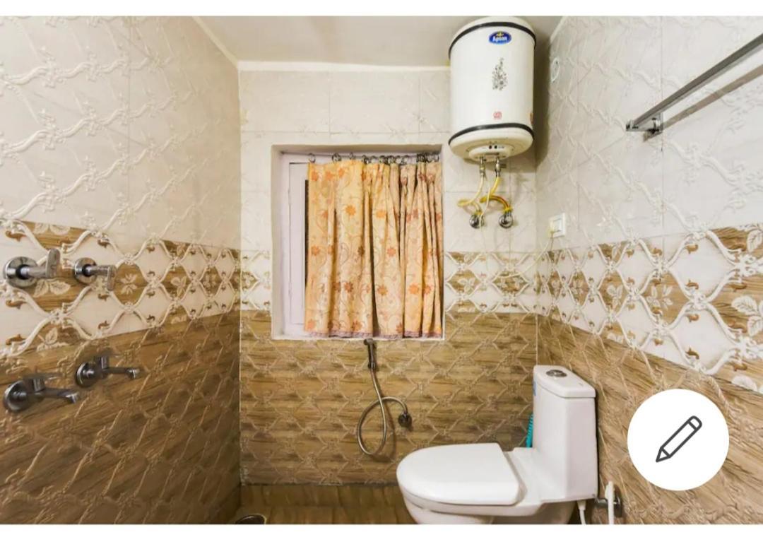 Tirthan Crest Homestay Banjar ภายนอก รูปภาพ