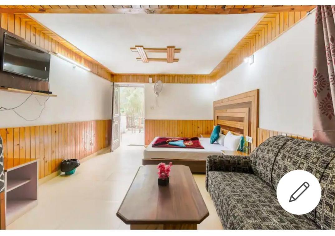 Tirthan Crest Homestay Banjar ภายนอก รูปภาพ